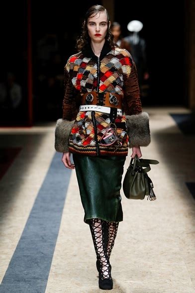 prada sfilata autunno inverno 2017